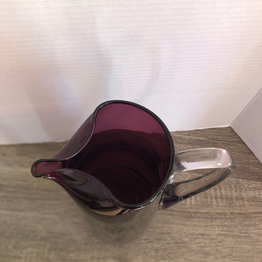 Vtg Hand Blown Amethyst Glass Pitcher - Picture 12 of 16